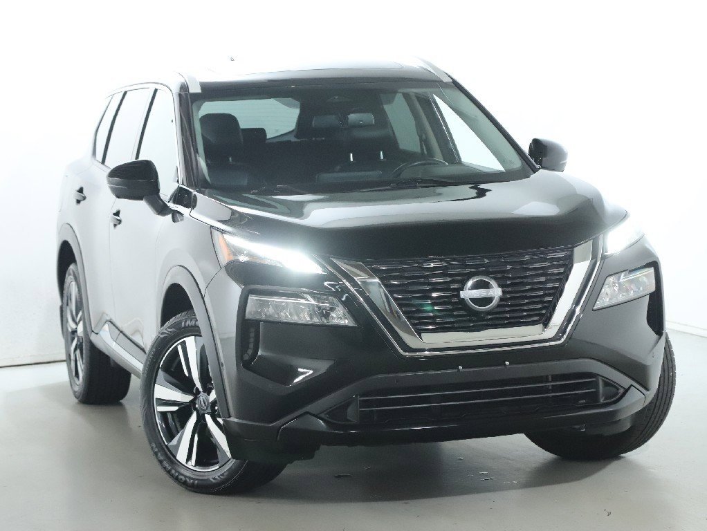 Used 2023 Nissan Rogue SL w/ SL Premium Package image 2
