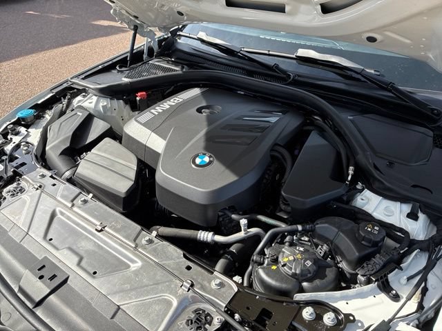 Used 2025 BMW 330i xDrive Sedan w/ M Sport Package AWD/4WD image 16