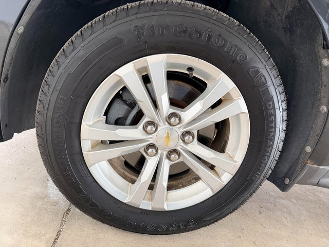 Used 2011 Chevrolet Equinox LT FWD image 12