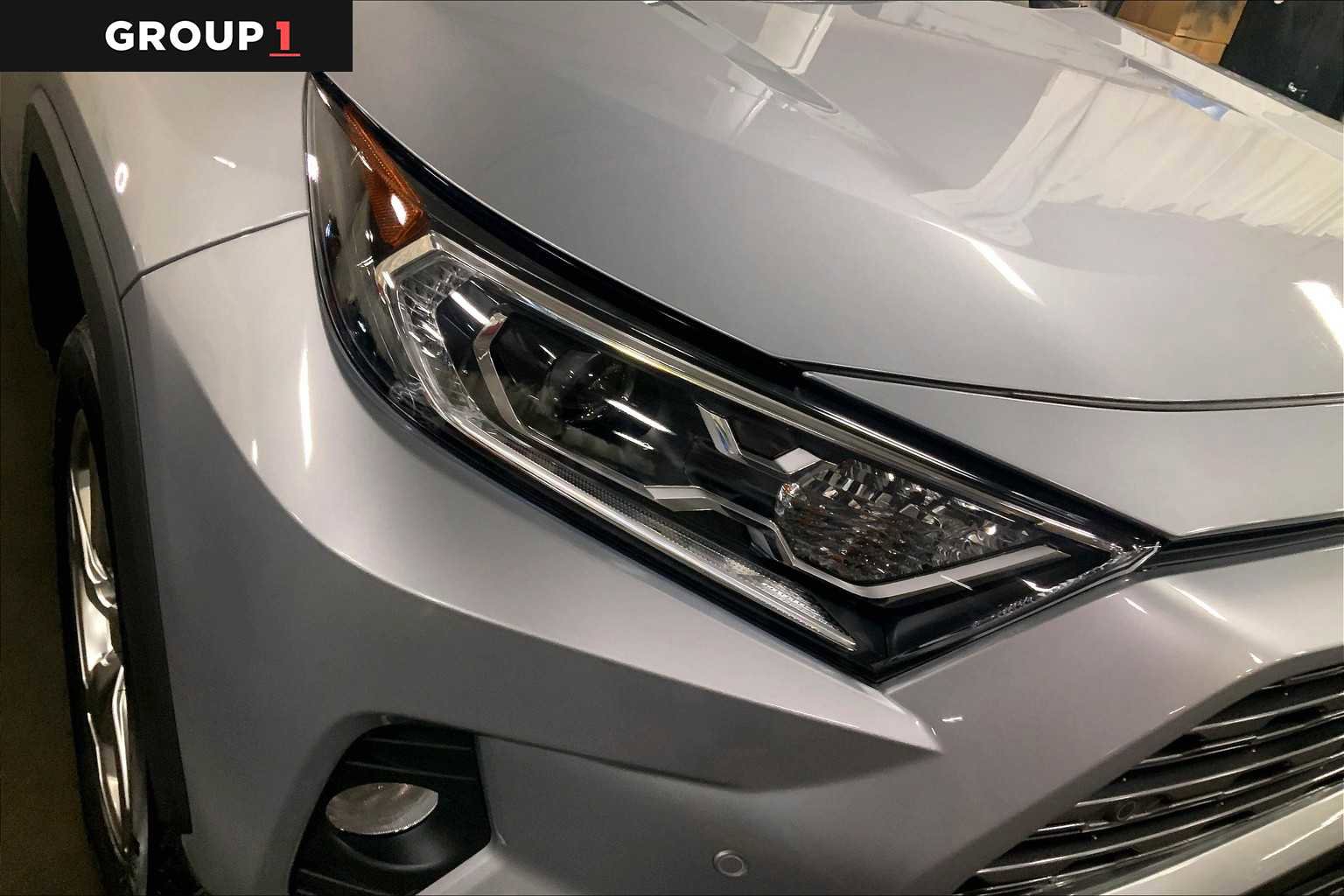 Used 2021 Toyota RAV4 Limited image 27