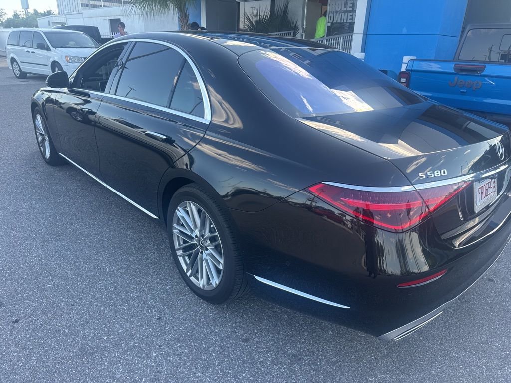 Used 2021 Mercedes-Benz S 580 4MATIC Sedan image 6