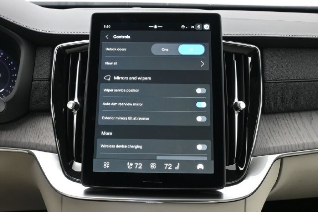 New 2027 Volvo XC90 B6 Ultra AWD/4WD image 19