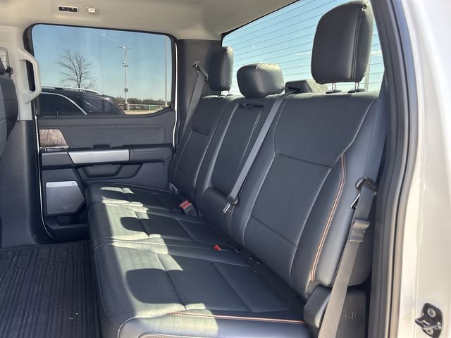 Used 2026 Ford F250 Lariat w/ Black Appearance Package image 24