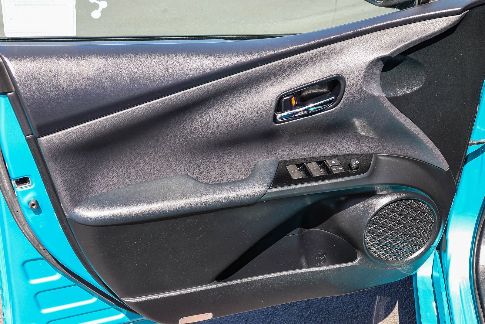 Certified 2022 Toyota Prius Prime XLE FWD image 24