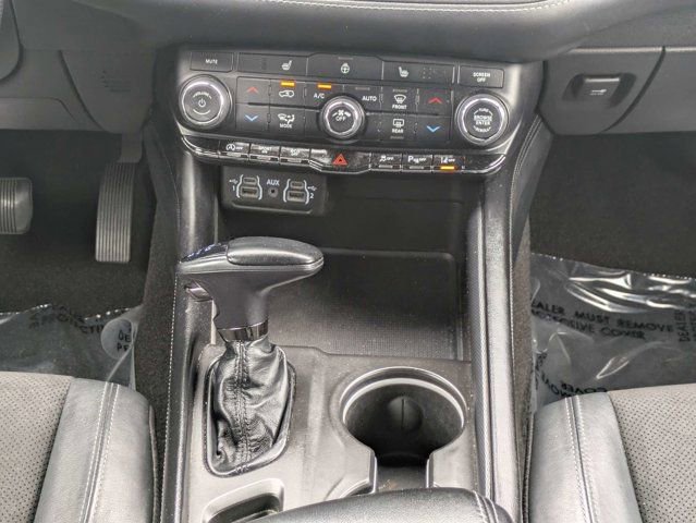 Used 2022 Dodge Durango GT RWD image 21