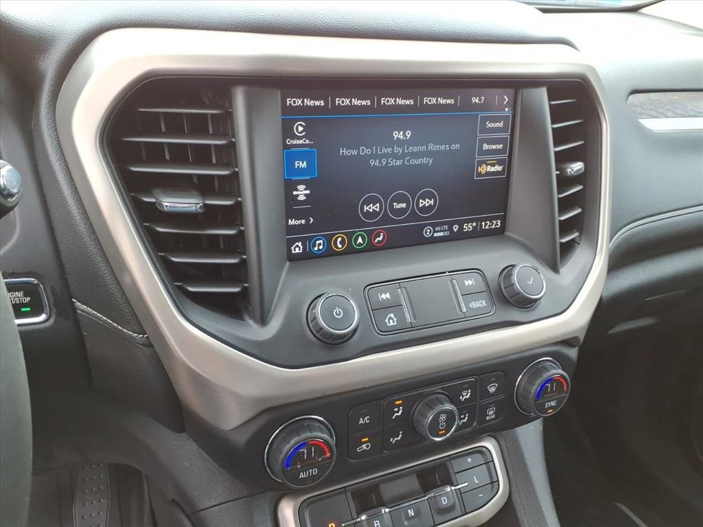 Used 2021 GMC Acadia Denali w/ Denali Technology Package image 22