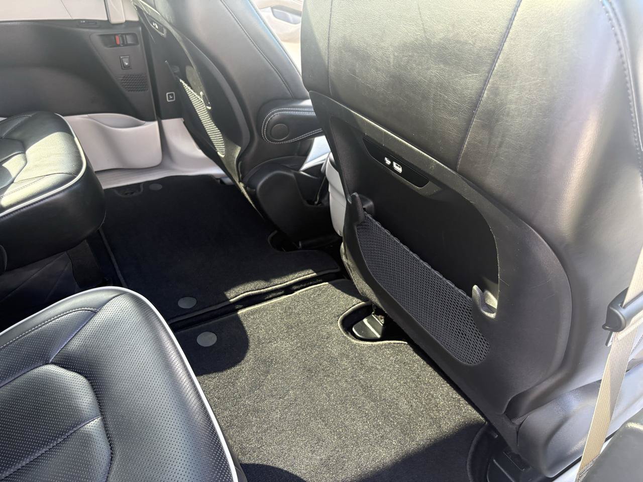 Used 2024 Chrysler Pacifica Limited FWD image 49