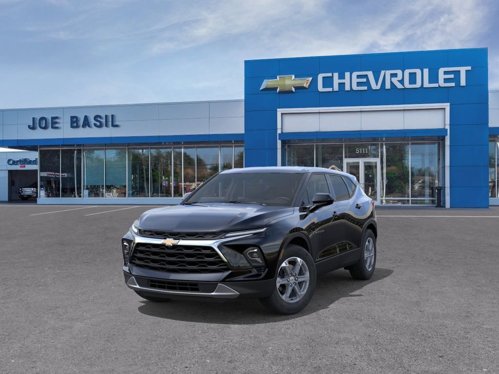 New 2026 Chevrolet Blazer LT w/ LPO, Floor Liner Package FWD image 8