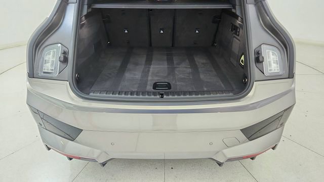 Used 2024 BMW iX xDrive50 w/ Premium Package image 14