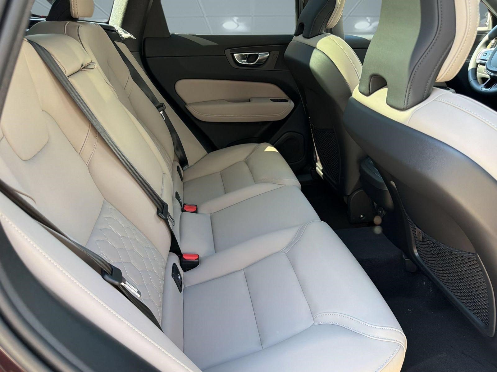 New 2026 Volvo XC60 B5 Plus w/ Climate Package AWD/4WD image 30