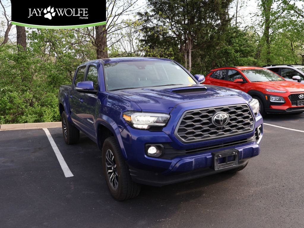 Used 2023 Toyota Tacoma TRD Sport w/ Technology Package AWD/4WD image 1