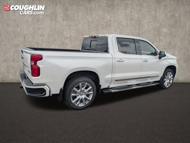 Used 2023 Chevrolet Silverado 1500 High Country w/ High Country Premium Package AWD/4WD image 9