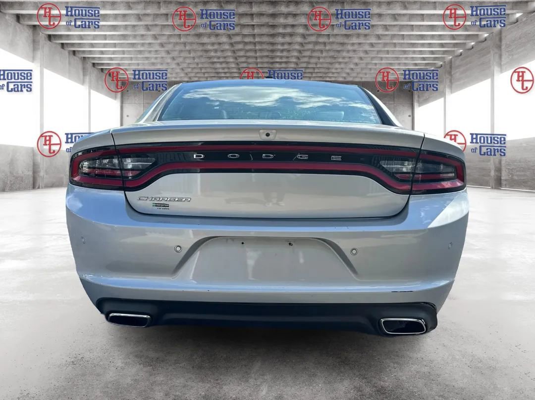 Used 2021 Dodge Charger SXT w/ Leather Interior Group image 6
