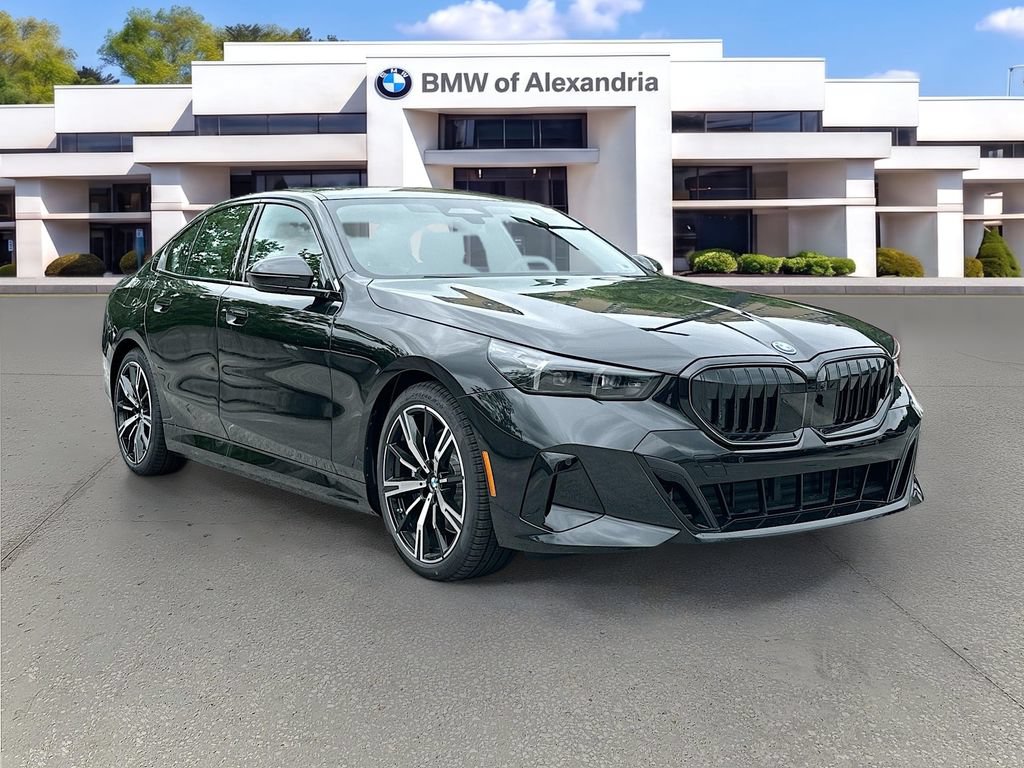 Used 2027 BMW 550e xDrive w/ Executive Package AWD/4WD image 3