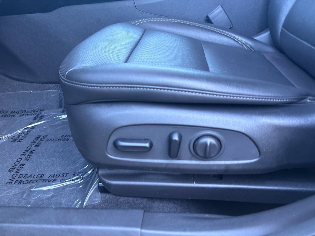 Used 2024 Chevrolet Trax ACTIV FWD image 17