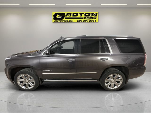 Used 2015 GMC Yukon Denali w/ Premium Package AWD/4WD image 2