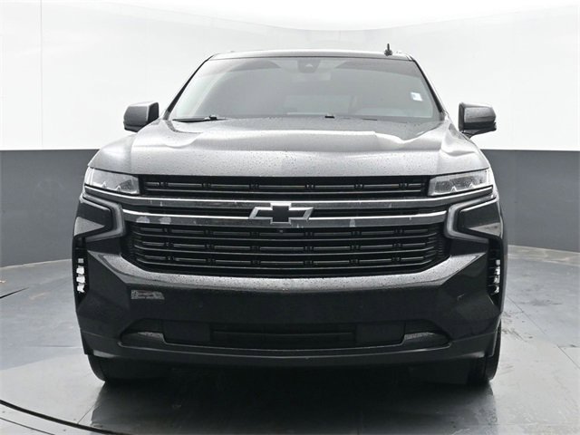 Used 2022 Chevrolet Suburban RST w/ Sport Performance Package image 3