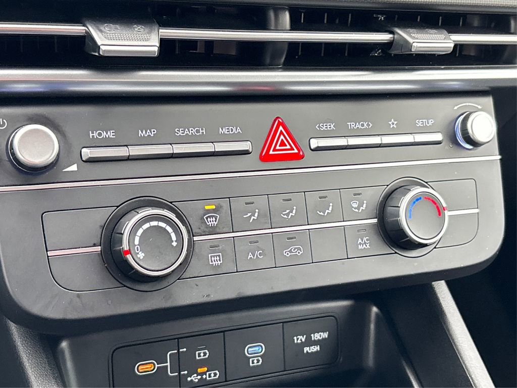 Certified 2025 Hyundai Tucson SE image 29