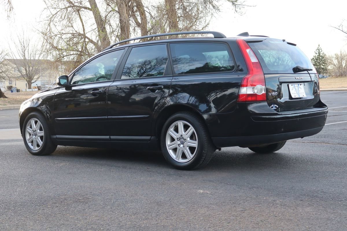 Used 2007 Volvo V50 2.4i image 7