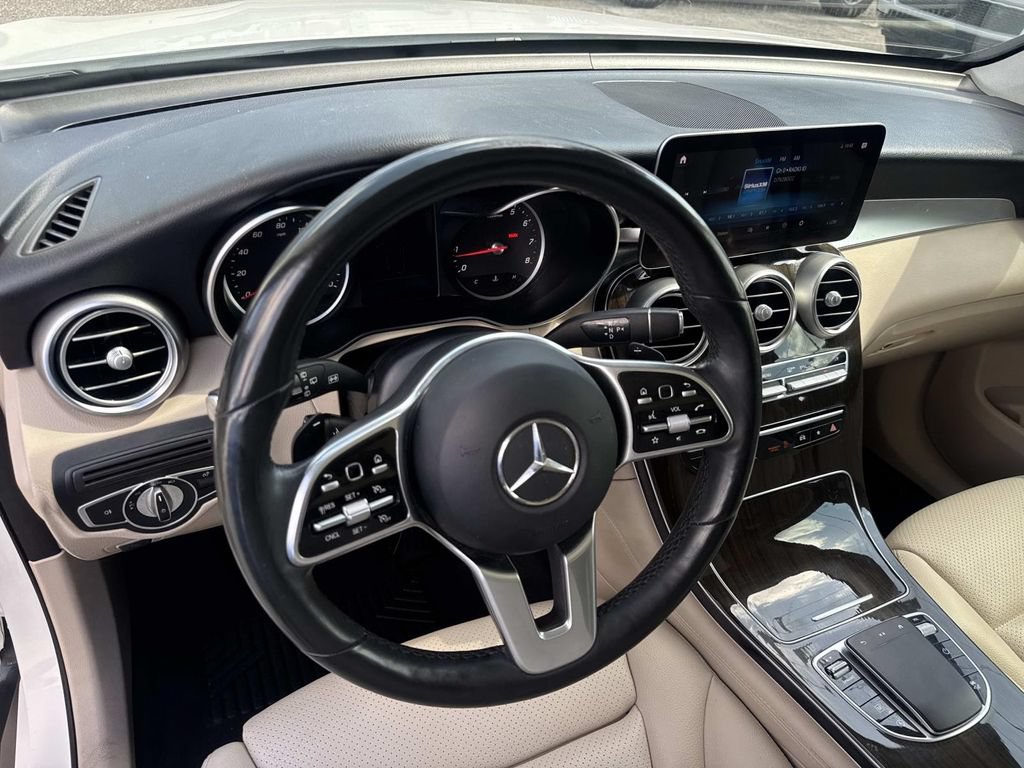 Used 2020 Mercedes-Benz GLC 300 4MATIC w/ Multimedia Package image 20