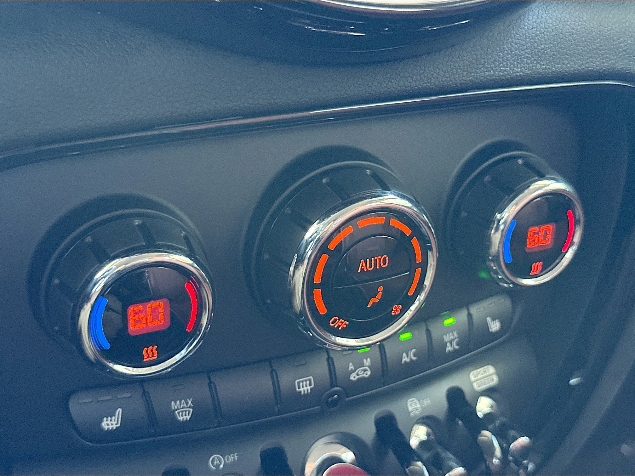 Certified 2023 MINI Cooper Clubman S w/ Signature Upholstery Package image 16