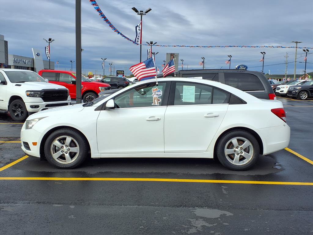 Used 2014 Chevrolet Cruze LT image 20