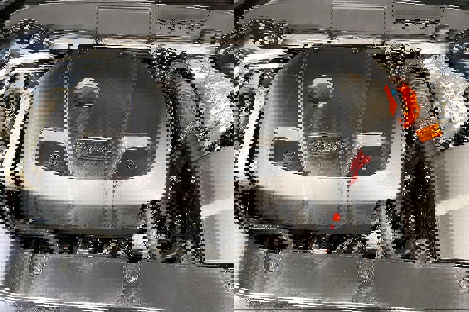 Used 2018 Volvo XC60 T8 Inscription w/ Advanced Package image 13