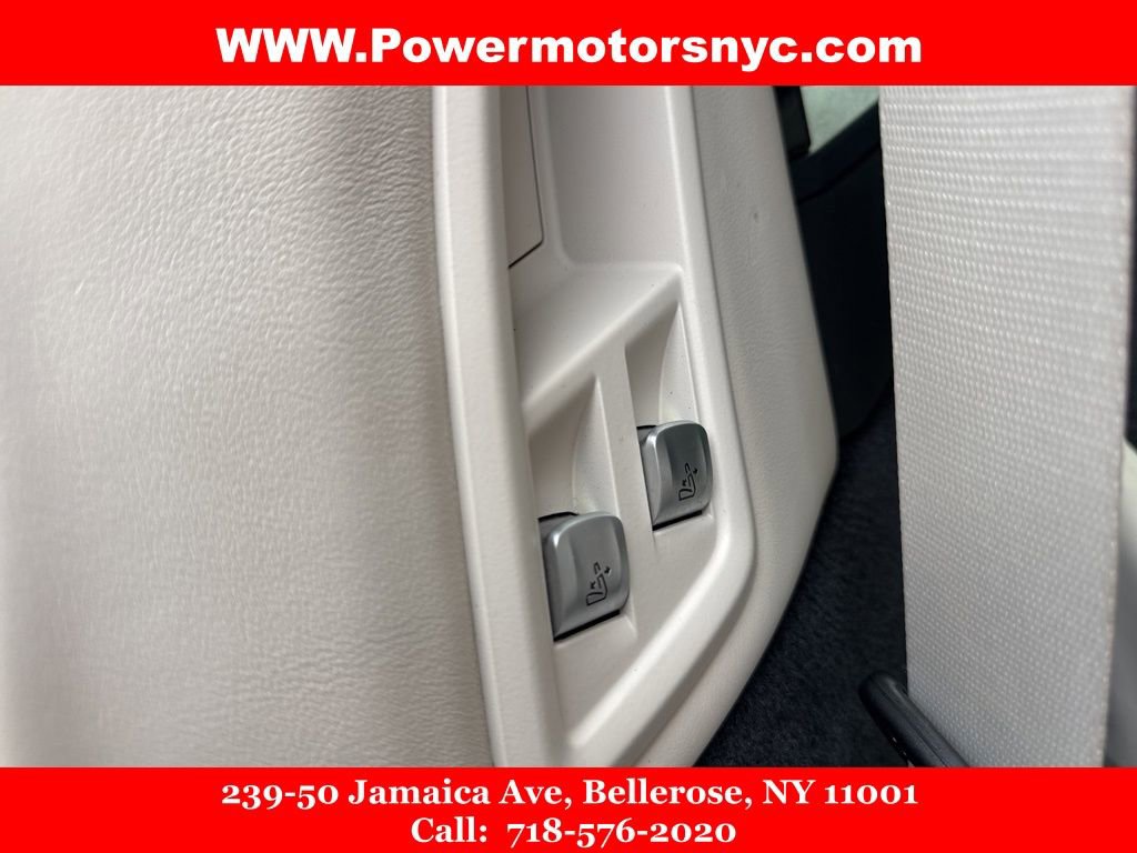 Used 2019 BMW X7 xDrive50i w/ Premium Package image 21