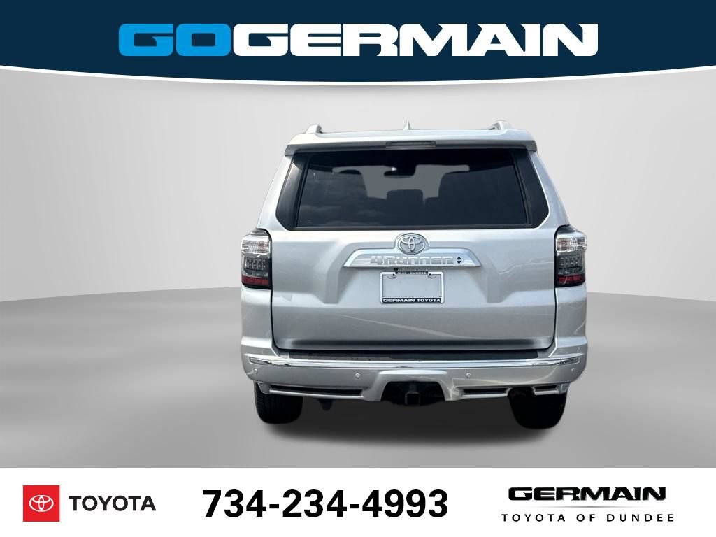 Used 2021 Toyota 4Runner Limited AWD/4WD image 11