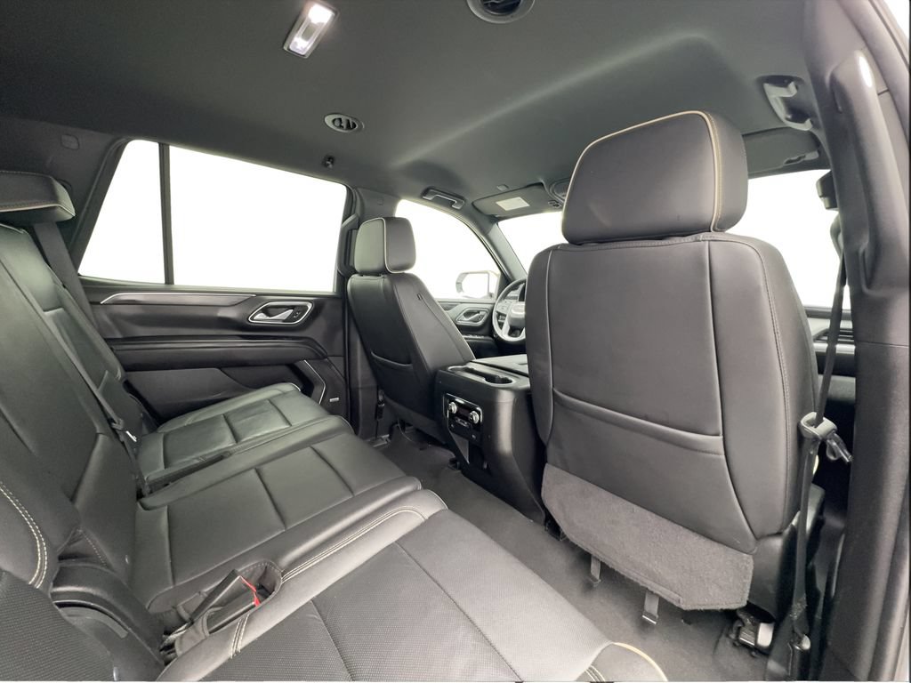 Used 2024 GMC Yukon SLT RWD image 28