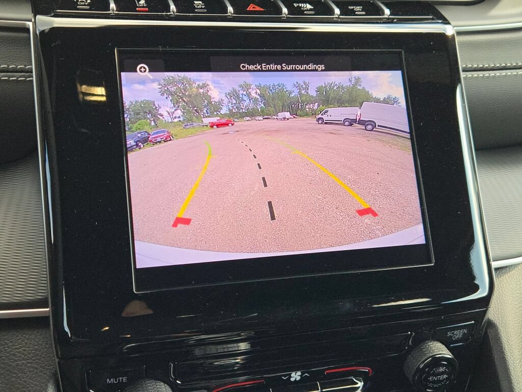 New 2026 Jeep Grand Cherokee Laredo AWD/4WD image 30