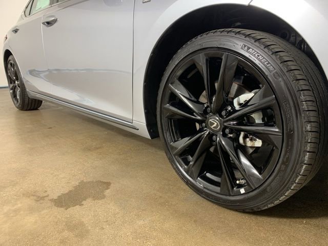 Certified 2025 Lexus ES 350 F Sport image 6