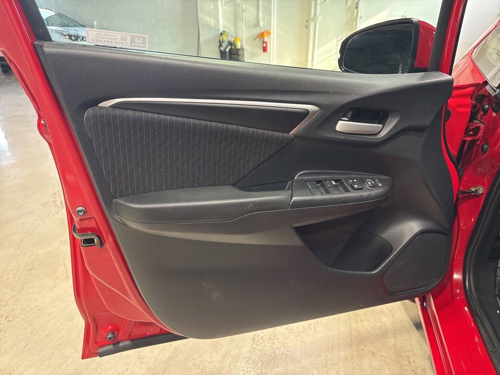 Used 2020 Honda Fit EX image 31