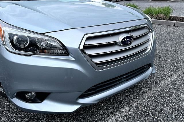 Used 2017 Subaru Legacy 2.5i Limited AWD/4WD image 5