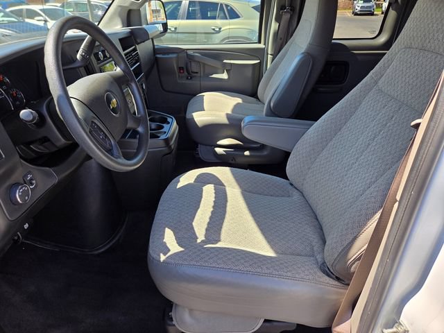 Used 2024 Chevrolet Express 3500 LT w/ LT Preferred Equipment Group RWD image 10
