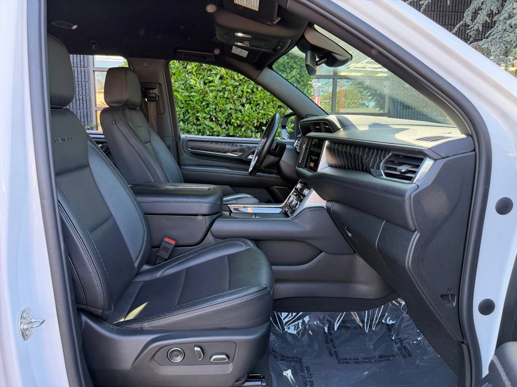 Used 2023 GMC Yukon Denali AWD/4WD image 35