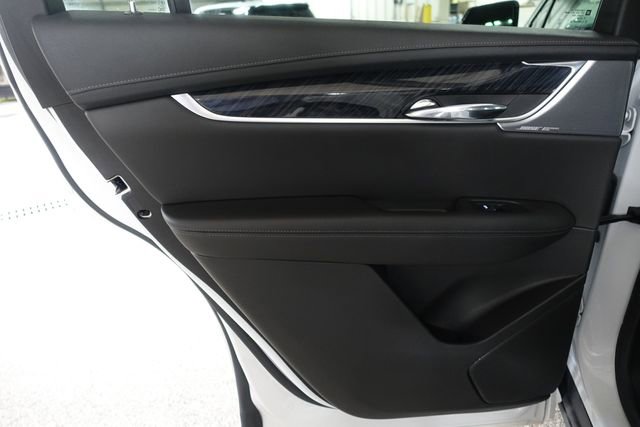 Used 2021 Cadillac XT6 Premium Luxury AWD/4WD image 19