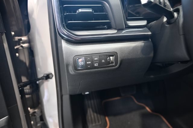 New 2026 GMC Terrain AT4 w/ Convenience Package III AWD/4WD image 24