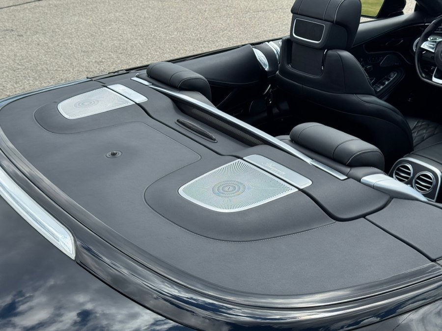 Used 2017 Mercedes-Benz S 550 Cabriolet image 28