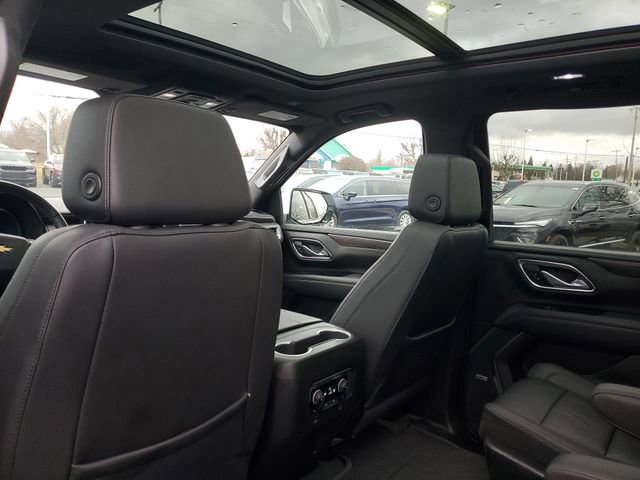 Certified 2022 Chevrolet Suburban LT w/ Luxury Package image 11