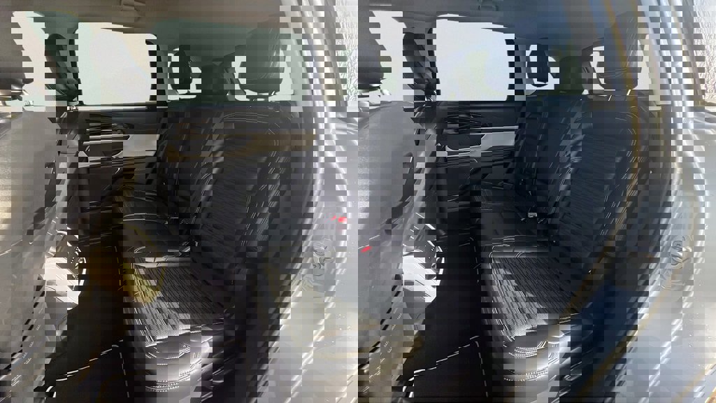 Used 2024 Lincoln Nautilus Reserve image 15