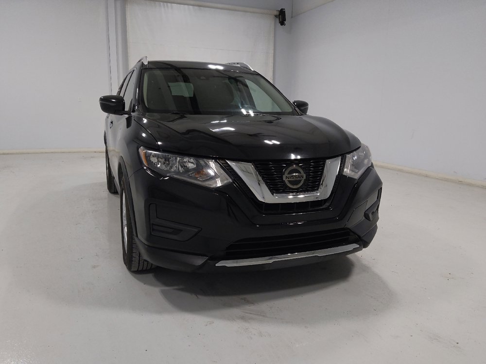 Used 2020 Nissan Rogue SV image 14