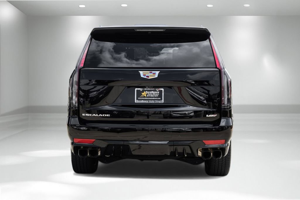Used 2023 Cadillac Escalade V AWD/4WD image 8
