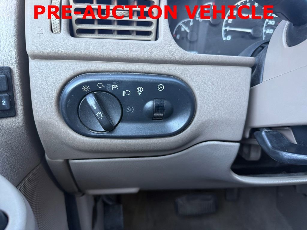 Used 2002 Ford Explorer Eddie Bauer image 21