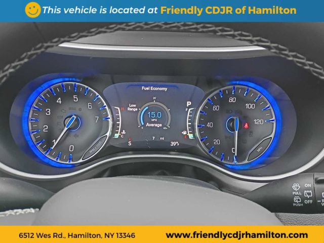 New 2026 Chrysler Pacifica Select AWD/4WD image 16