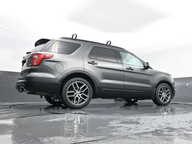 Used 2017 Ford Explorer Sport AWD/4WD image 30