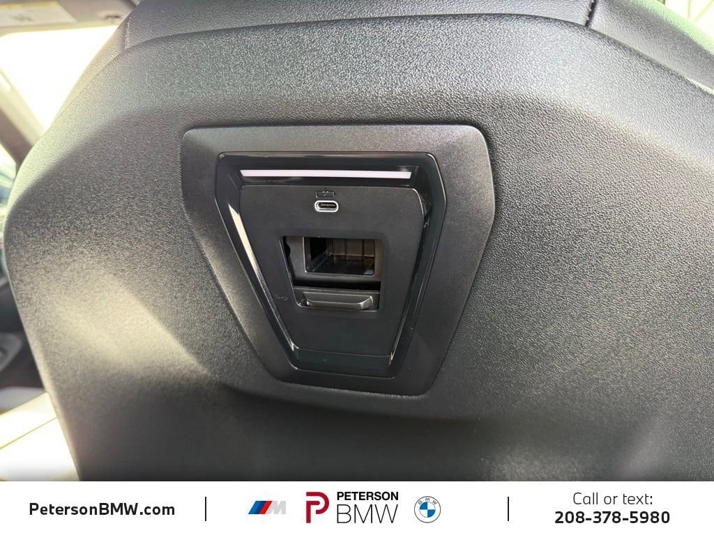 Used 2025 BMW 530i xDrive image 24