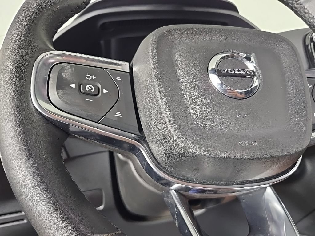 Certified 2023 Volvo C40 P8 Recharge Ultimate w/ Protection Package Premier AWD/4WD image 30