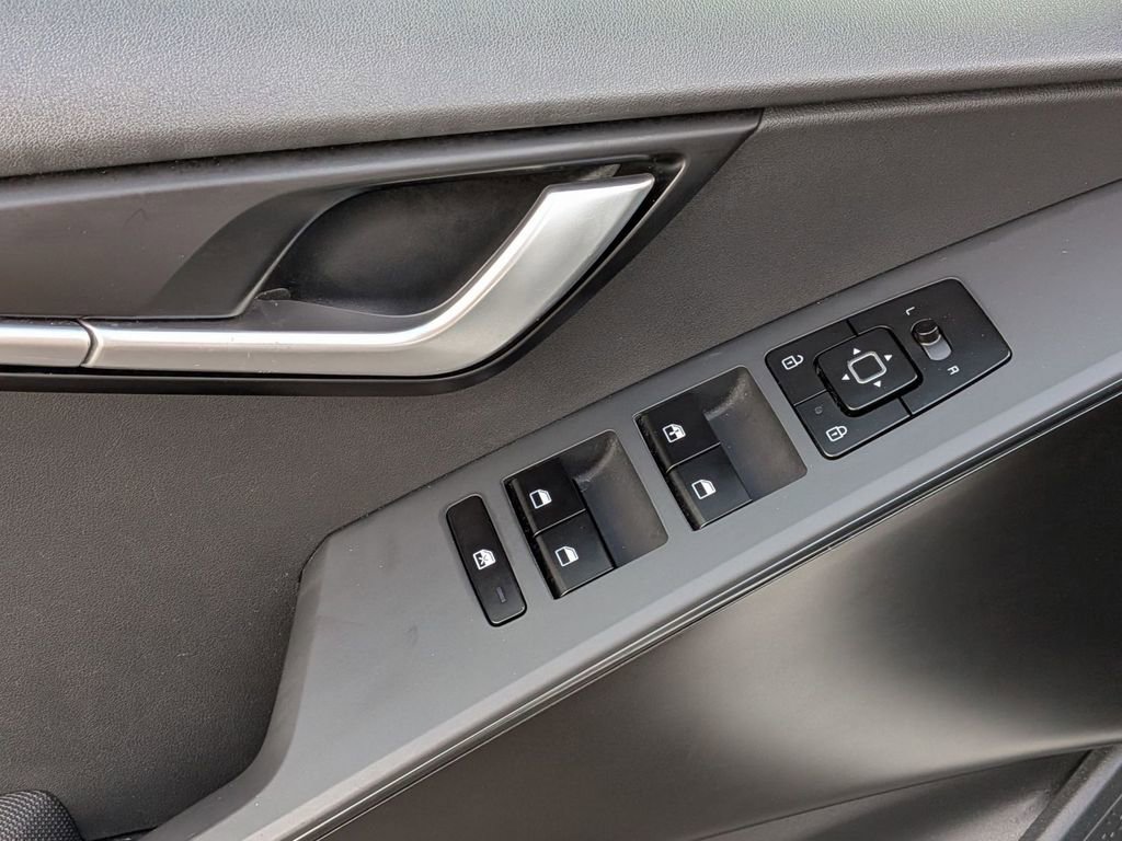 Used 2023 Kia Niro Wind image 14