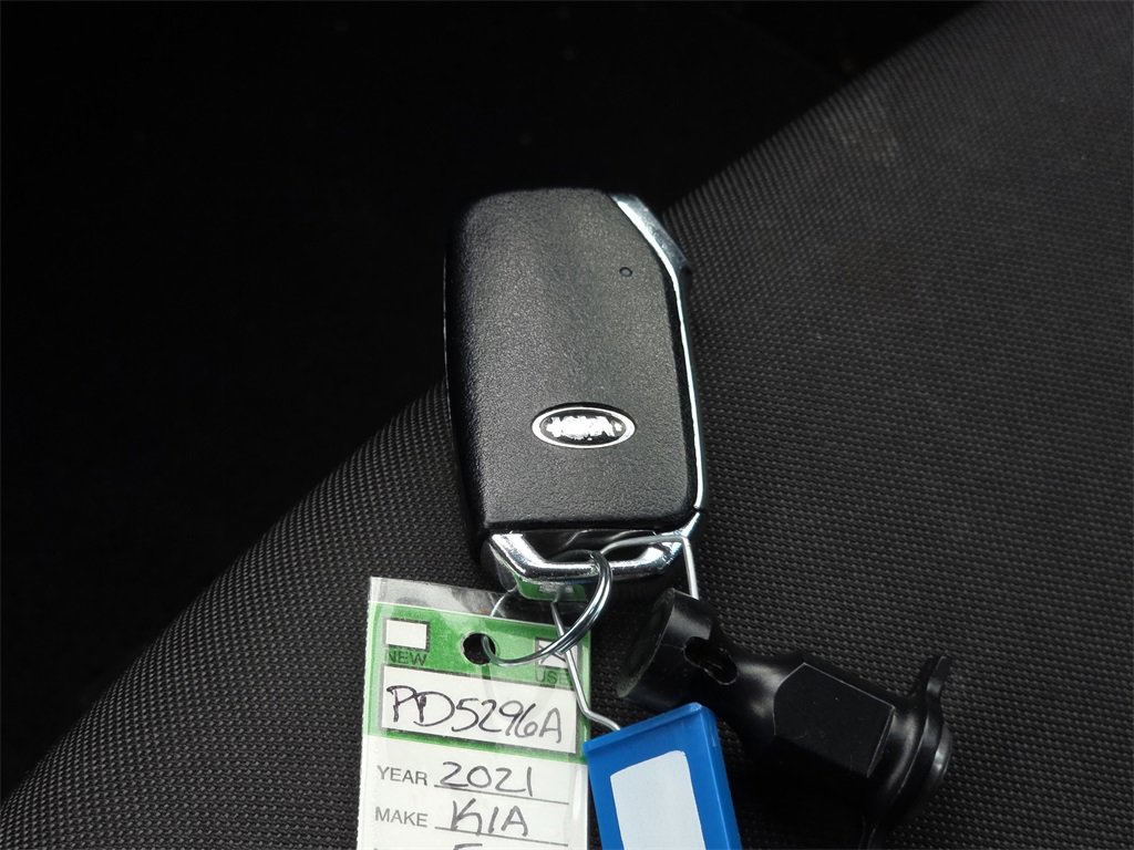 Used 2021 Kia Forte GT-Line image 35